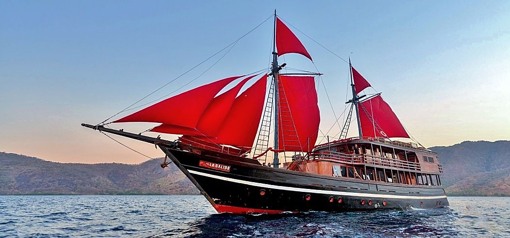 La Galigo Indonesia liveaboard sailing opt
