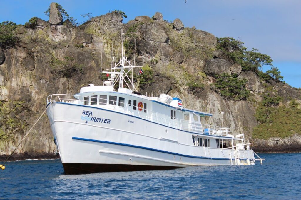 MV ARGO TWIN