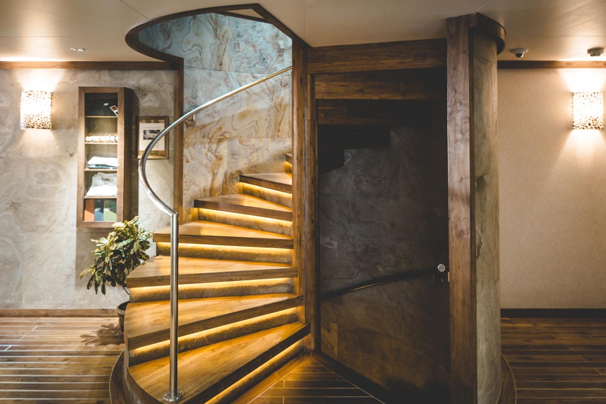 6. Staircase