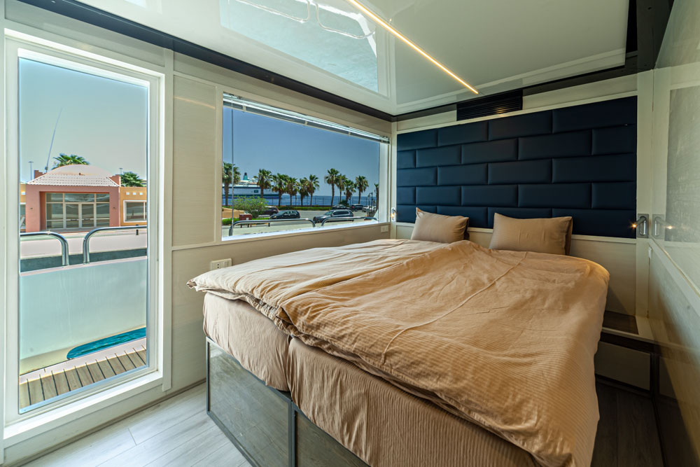 3-mybluestorm-onboard